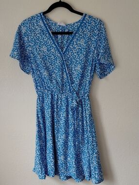 Sienna Sky- Women's  S Blue and White Tie Front Mini Sundress